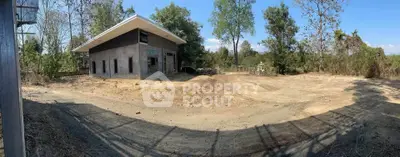 Spacious rural property with modern house and open land, ideal for development.