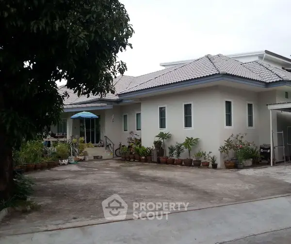 image_rental-7047294