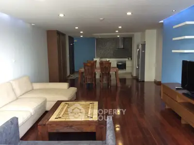 image_rental-5282551