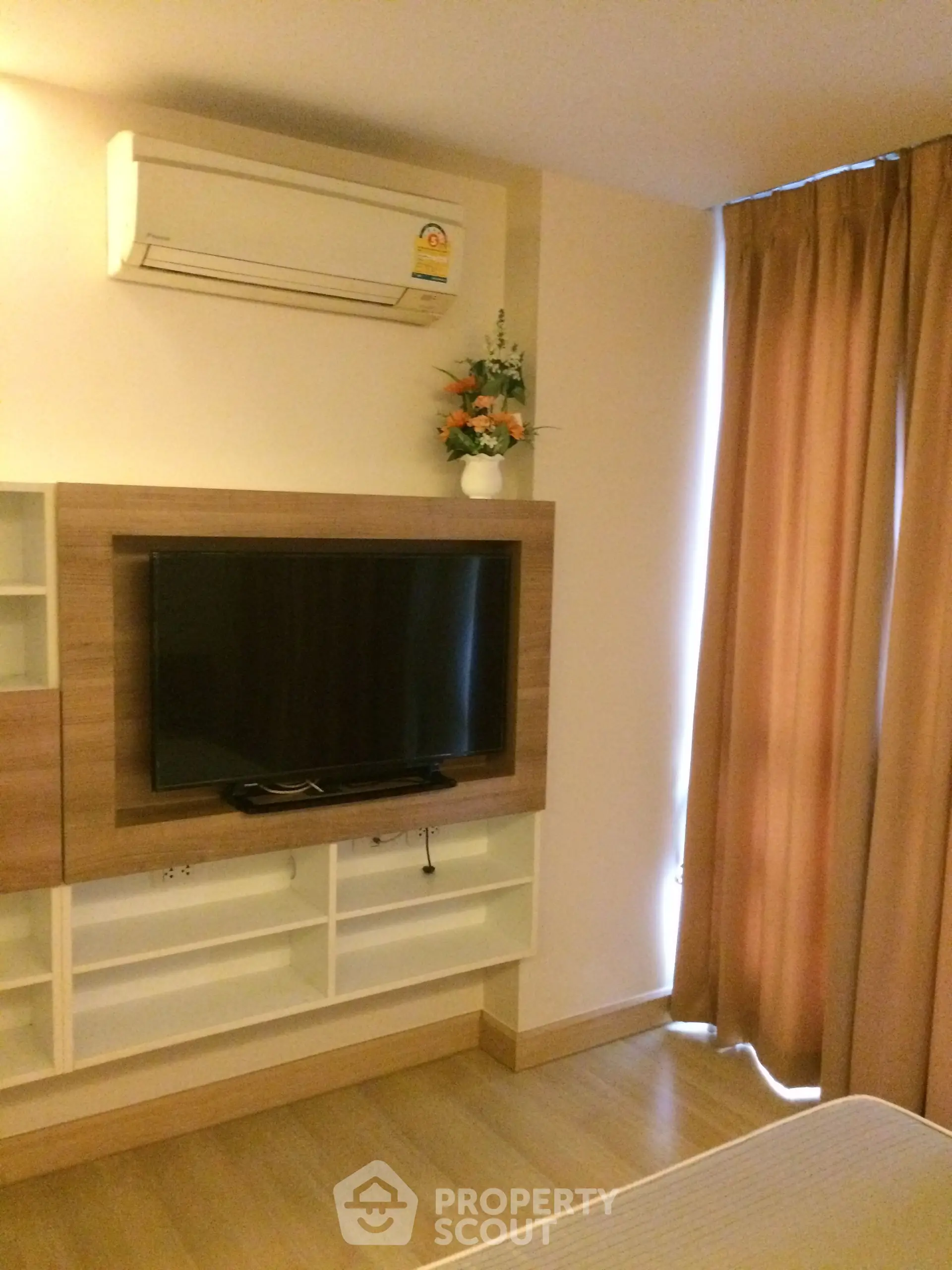 Emerald Residence Ratchada