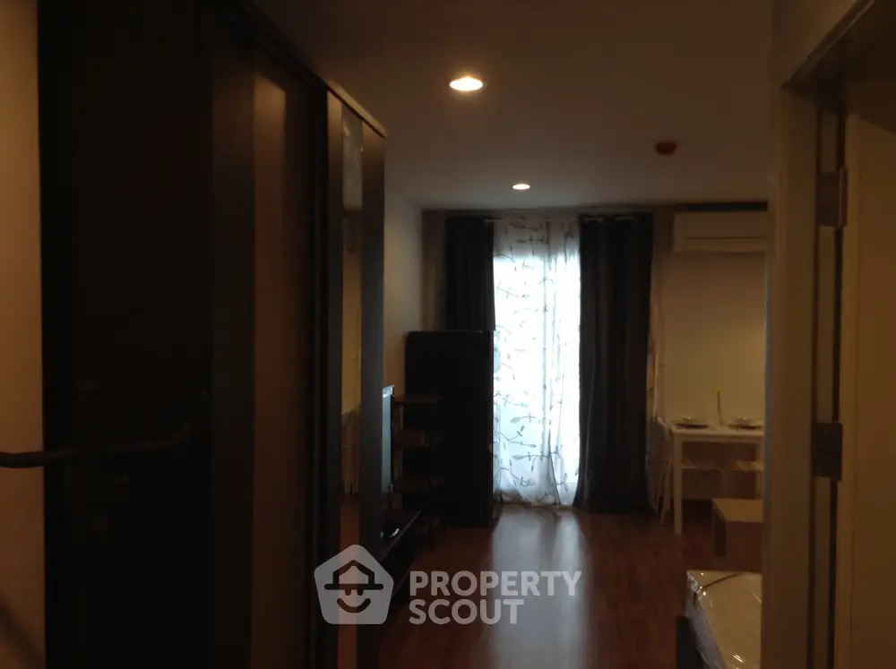  1 Bedroom Condo at Regent Home 22 Sukhumvit 85-1