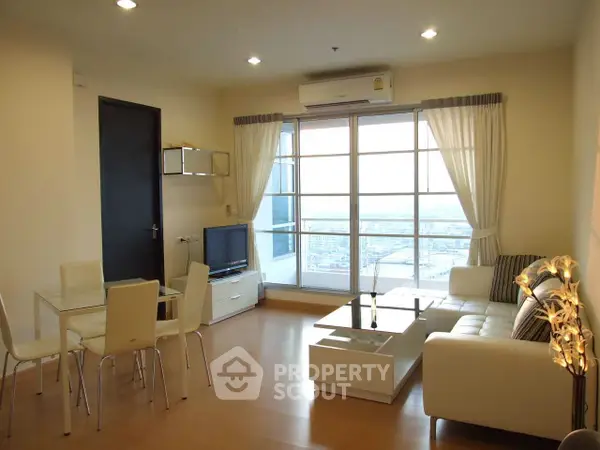 image_rental-5282875