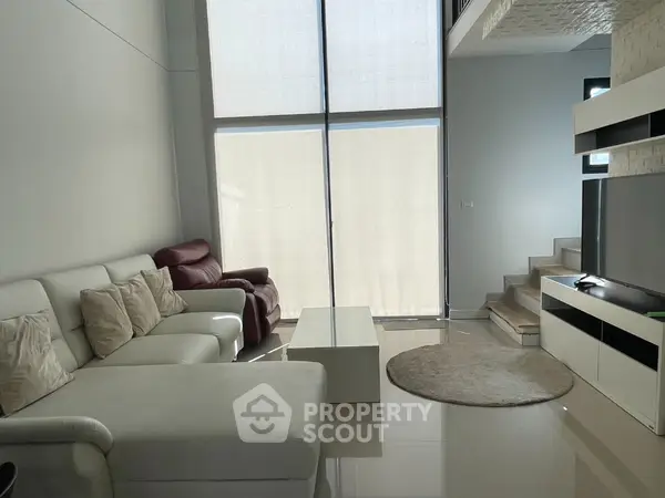 image_rental-28248747