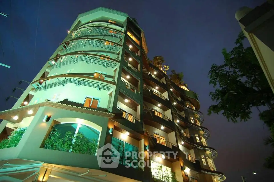 Fully Furnished 2 Bedrooms Apartment at Image Solution X-11