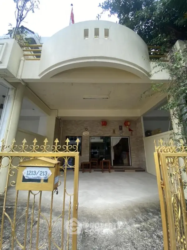 image_rental-6858505