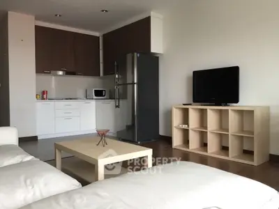  2 Bedrooms Condo -4