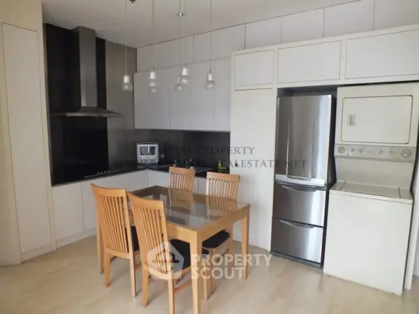 image_rental-5287390