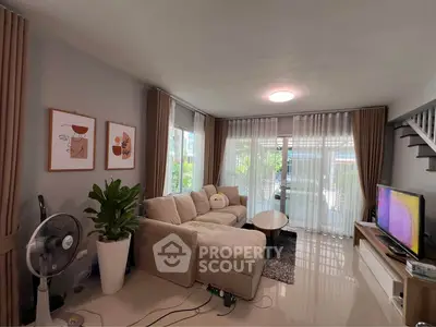 1544936-1-Photoroom.png