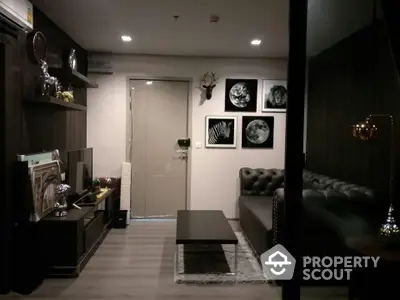 Fully Furnished 1 Bedroom Condo at 4-9