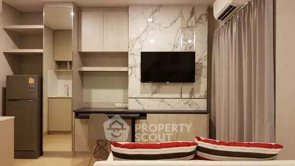 image_rental-5475138