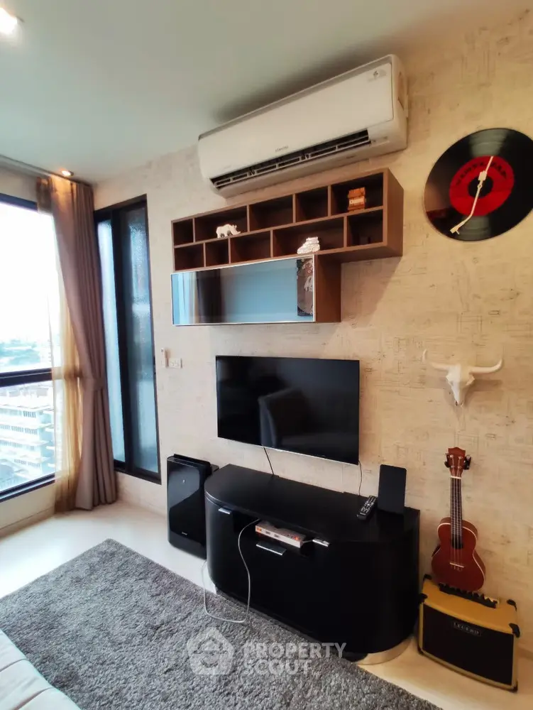  1 Bedroom Condo at Rhythm Sukhumvit 44 1-1
