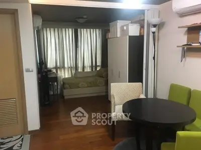  2 Bedrooms Condo -4