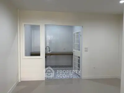 Spacious kitchen with open layout and modern design