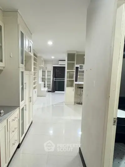 image_rental-28467281