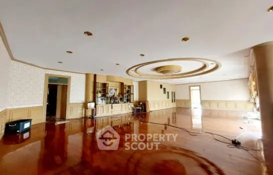 image_rental-11613480