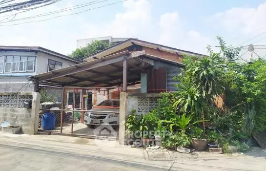 image_rental-8835103