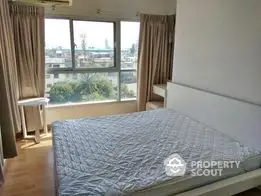  1 Bedroom Condo at The Parkland Taksin Thapa-1