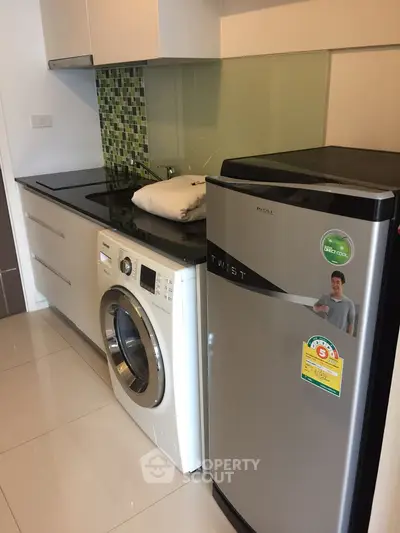  1 Bedroom Condo at 15 Sukhumvit Residences-6