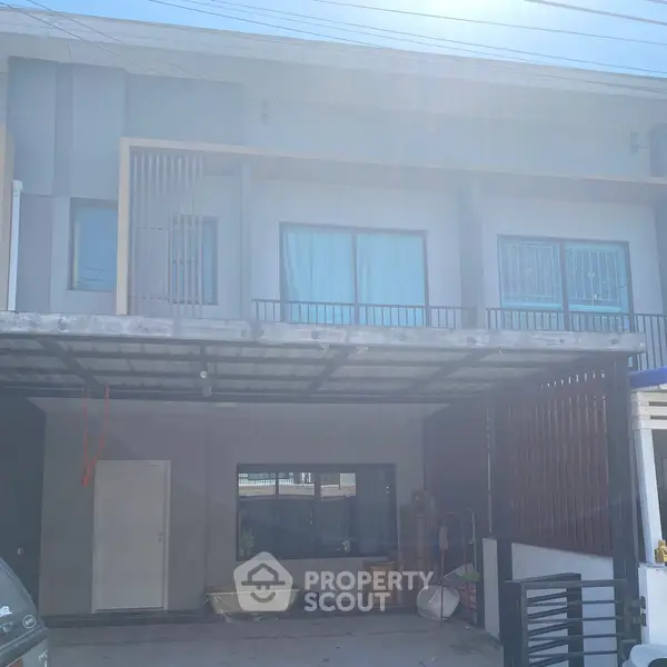 image_rental-6924011