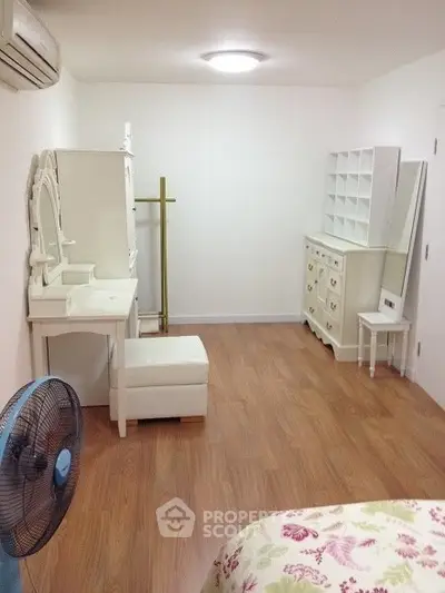  1 Bedroom Condo at Condo One Sukhumvit 67-3