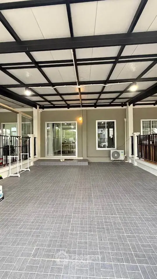 image_rental-29359185