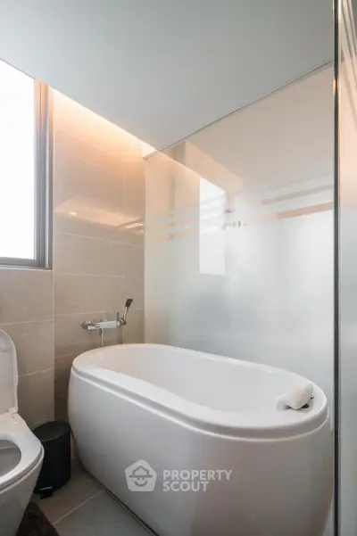  2 Bedrooms Condo at Siamese Thirty Nine-5