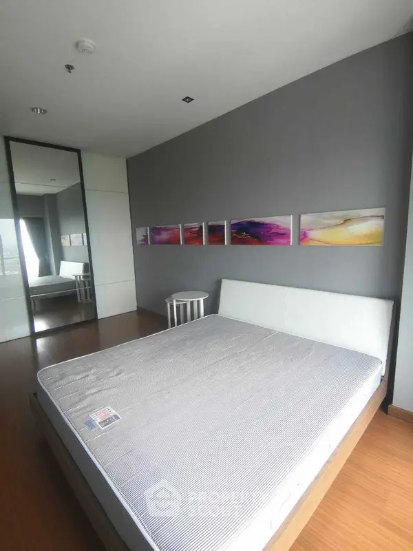 image_rental-9687965