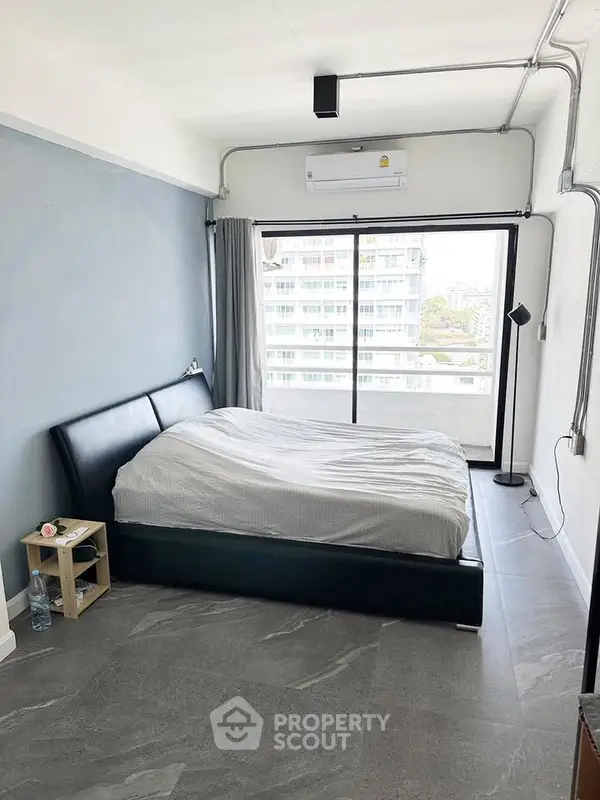 คอนโด 2-ห้องนอน ใกล้ BTS ทองหล่อ