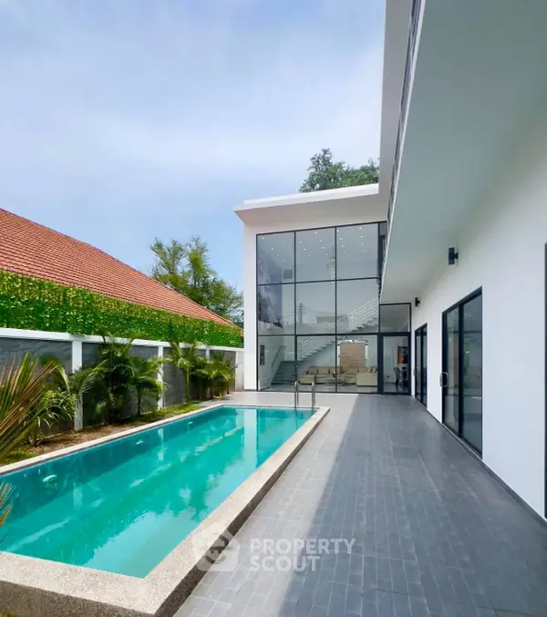 image_rental-17219285