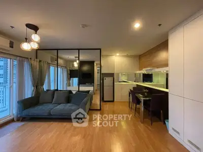 Fully Furnished 2 Bedrooms Condo at The Parkland Grand Taksin Livingroom