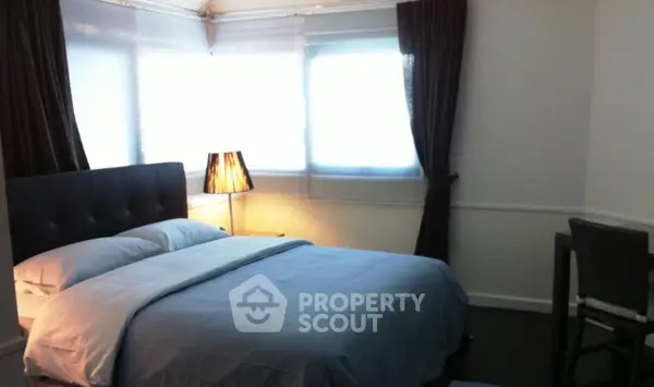 image_rental-5257365