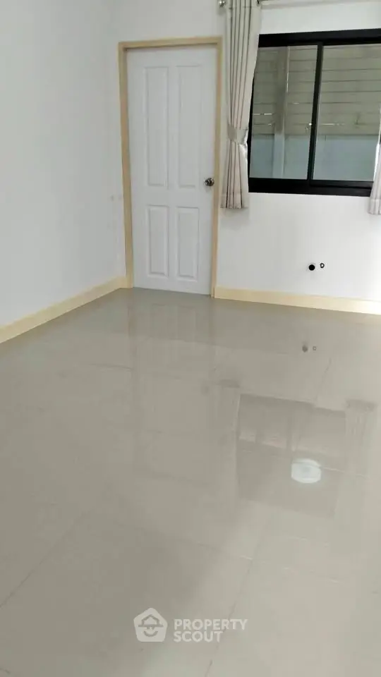 image_rental-31680400