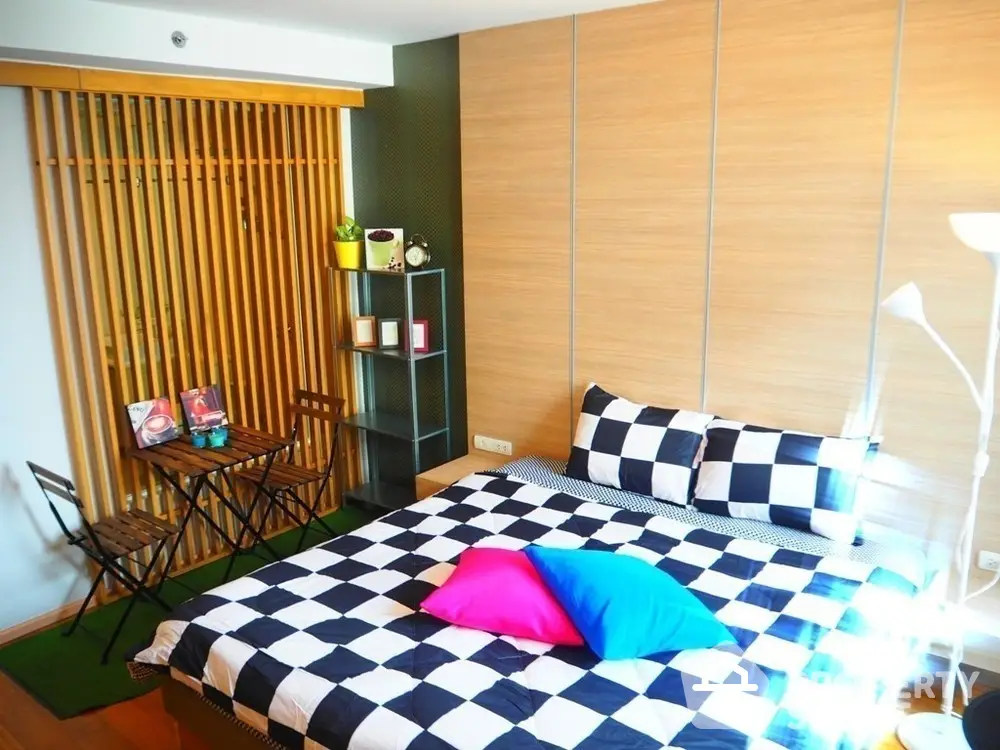  1 Bedroom Condo at The Alcove Thonglor 10-1