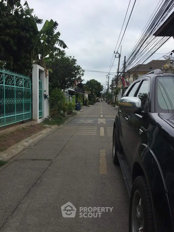 image_rental-8049557