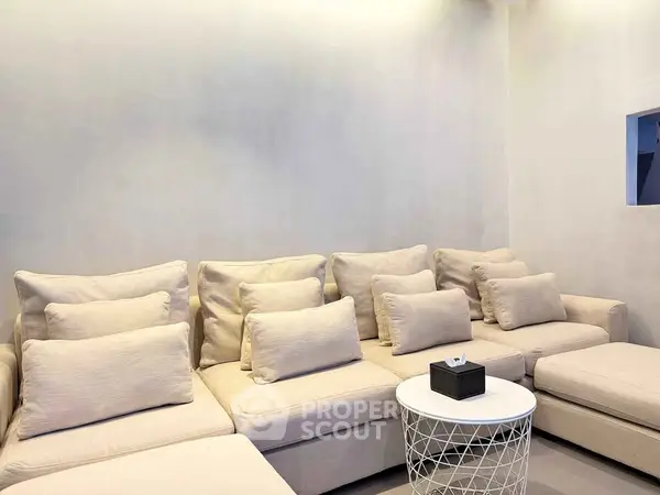 image_rental-28030475