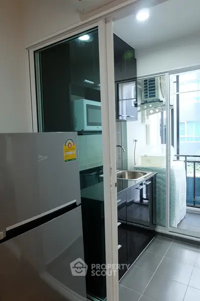  1 Bedroom Condo -3