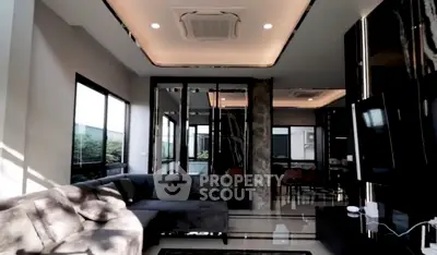 Screenshot 2569-03-12 at 21.26.38.jpg