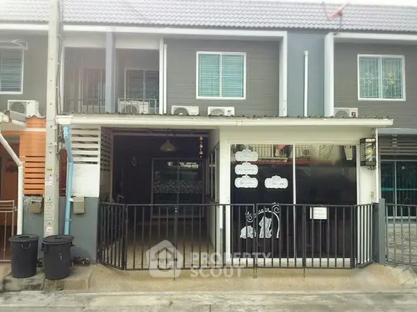 image_rental-7172653