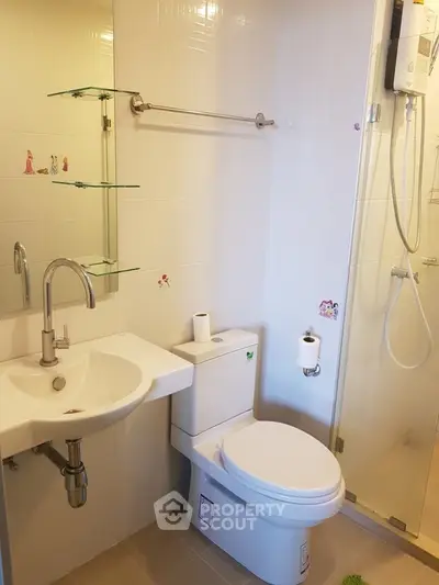  2 Bedrooms Condo at Ideo Wutthakat-2