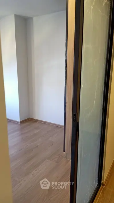 image_rental-9054559