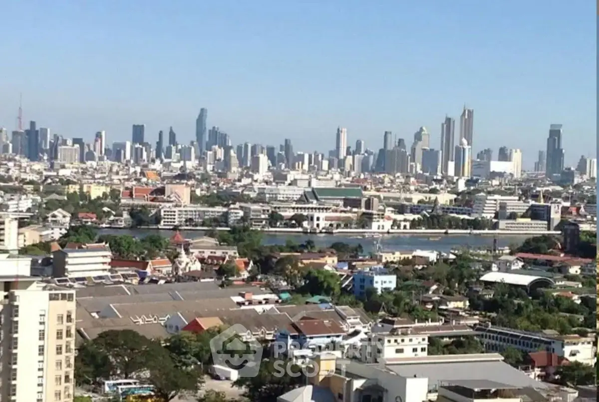 Stunning cityscape view showcasing a vibrant urban skyline with diverse architecture.