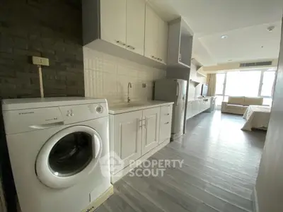  1 Bedroom Condo at The Trendy Condominium-4
