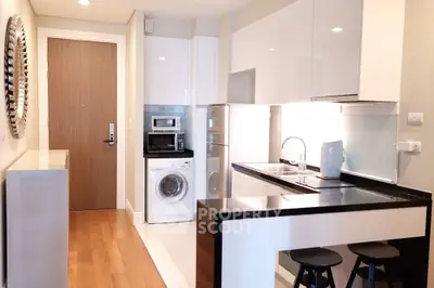  2 Bedrooms Condo at Bright Sukhumvit 24 Condominium-2