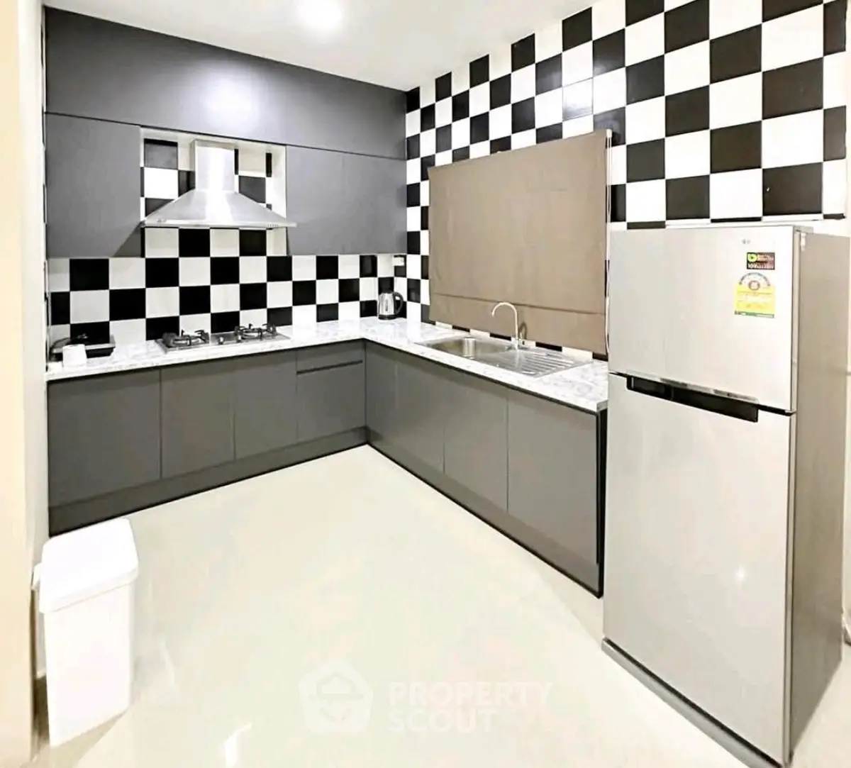 Screenshot 2568-11-01 at 17.01.33.jpg