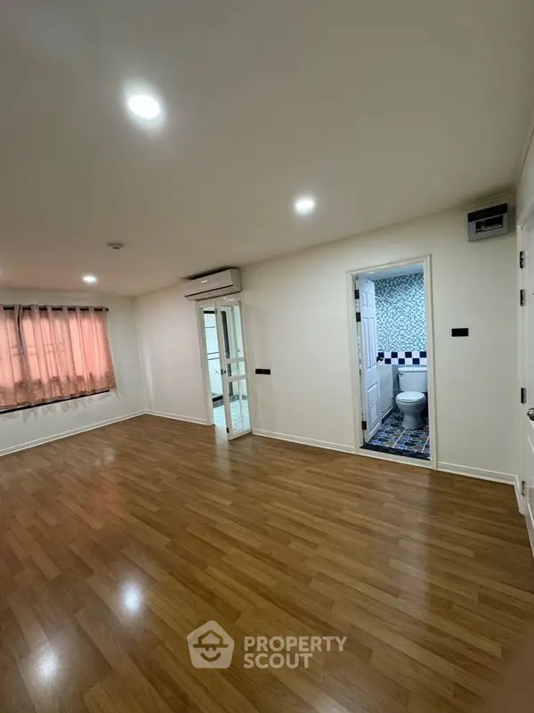 image_rental-14635109