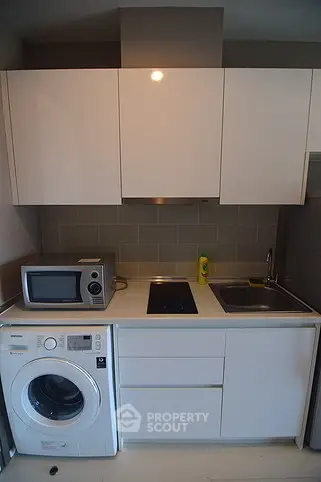  1 Bedroom Condo at Sense Phaholyothin-2