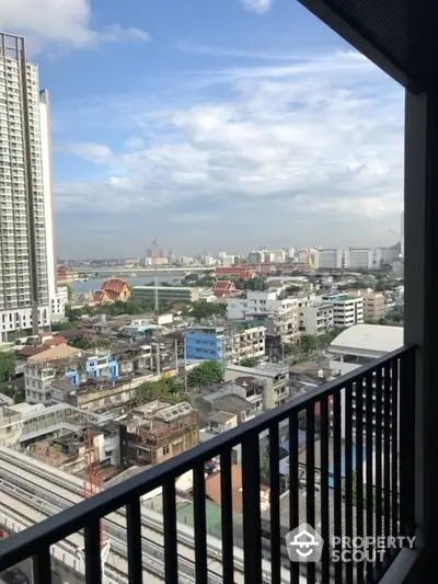  1 Bedroom Condo at Chewathai Residence Bang Pho-2