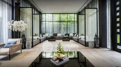  1 Bedroom Condo at The Room Sathorn Taksin-5