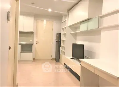  1 Bedroom Condo at The Viva Condo Sathorn Taksin-2