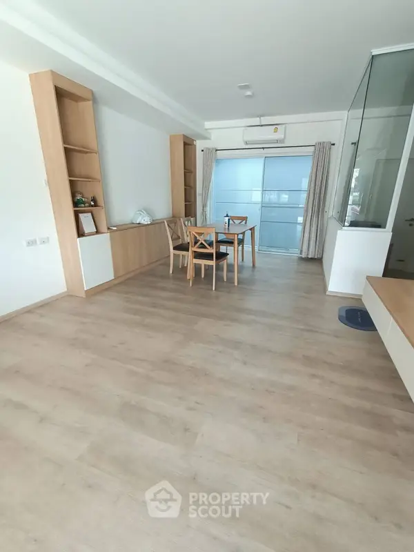 image_rental-21969231